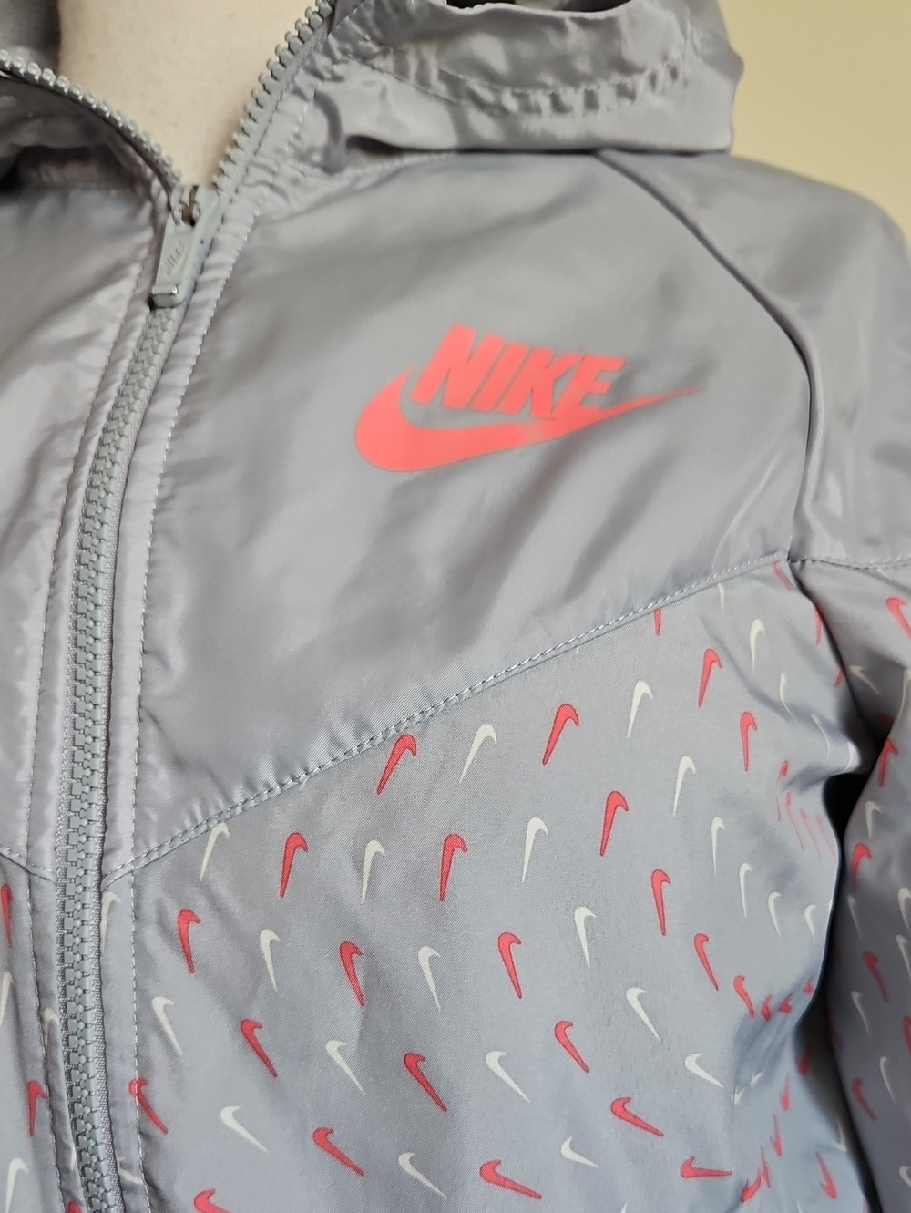 Nike Windrunner Hooded Jacket Swoosh Print Gray Orange Size XL Youth - Picture 7 of 13